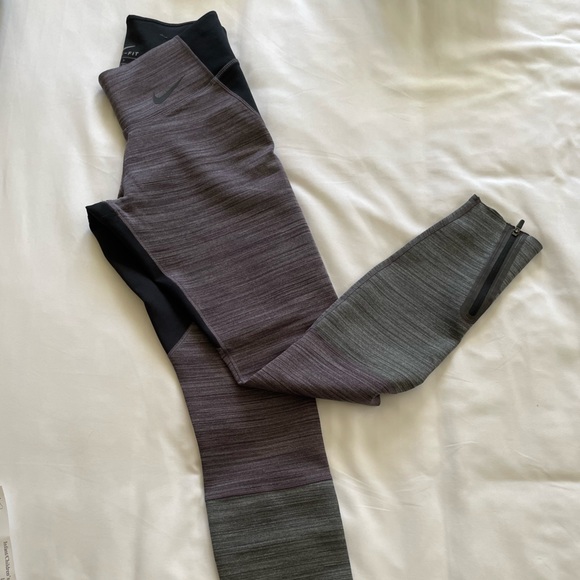 Nike Dri-Fit Two-tone Leggings with Zipper Bottom - Picture 2 of 4